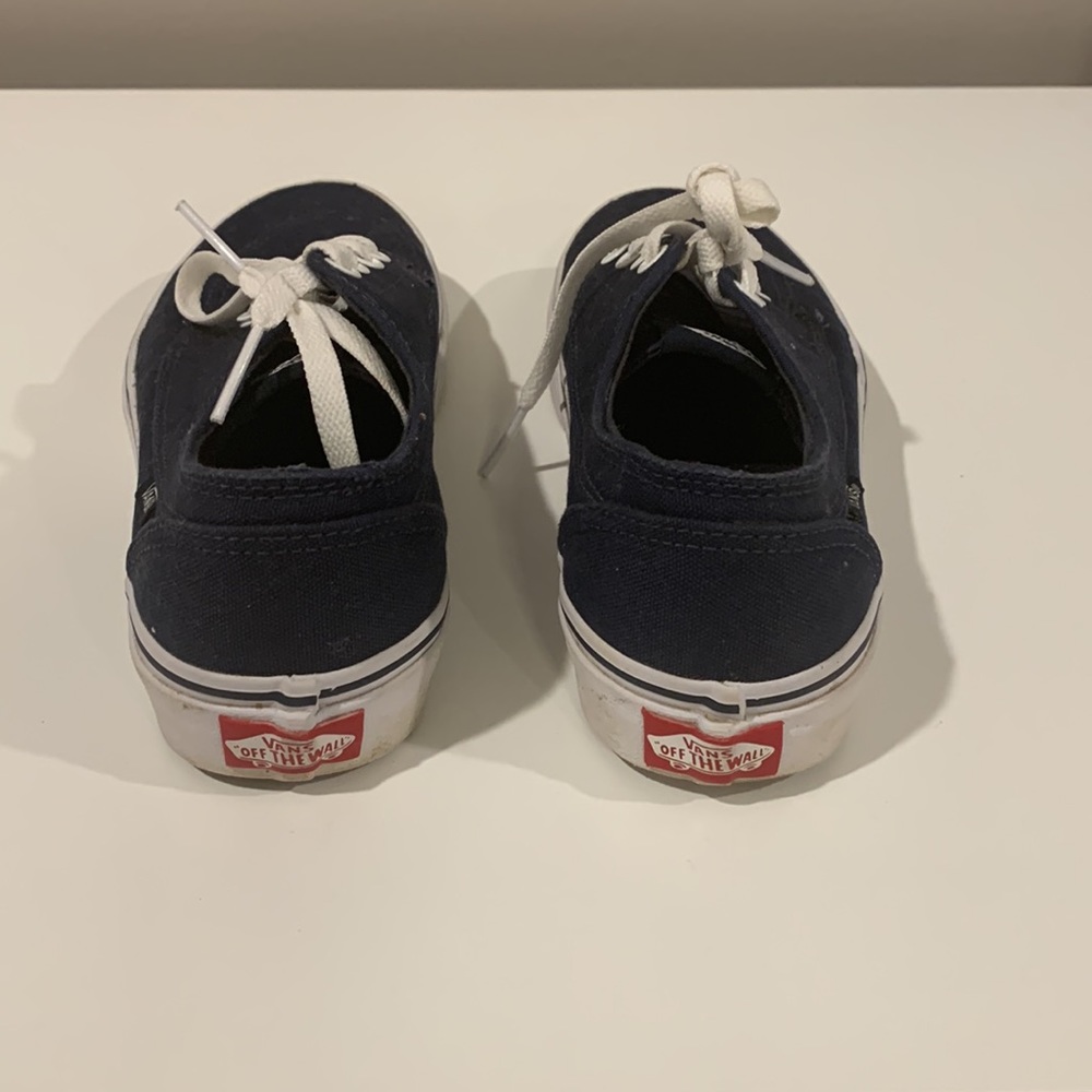 Vans - Picture 3 of 5